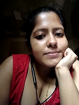 Snapshot of Aditi_sarkar chatting on May 6, 2026, 9:03 am Aditi sarkar online show from May 6, 2026, 9:03 am