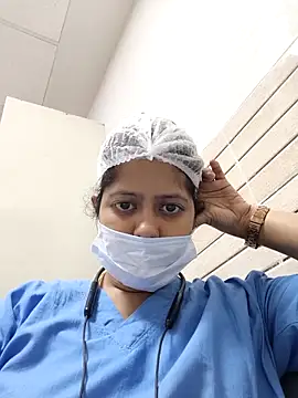 Snapshot of Aditi_sarkar chatting on May 16, 2026, 6:43 am Aditi sarkar online show from May 16, 2026, 6:43 am