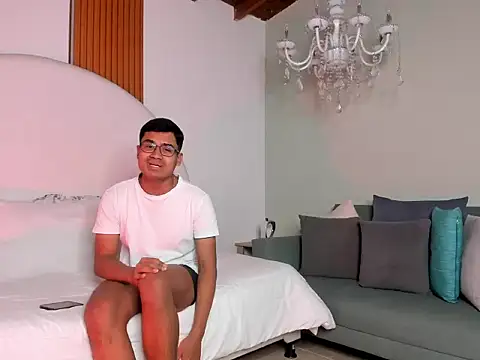 ThiagoVega  online show from July 29, 2026, 4:43 am