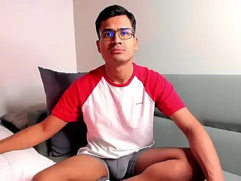 ThiagoVega  online show from July 30, 2026, 3:49 am