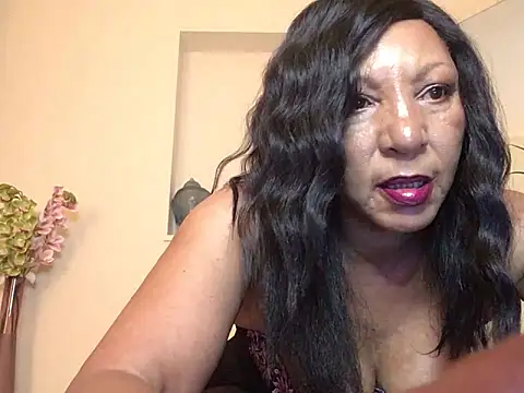 LingLingX online show from May 14, 2026, 9:21 pm