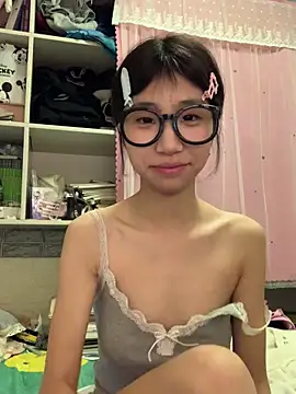 Snapshot of nina5201 chatting on April 7, 2026, 4:07 pm nina5201 online show from April 7, 2026, 4:07 pm