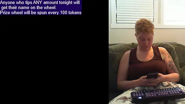 SugarSparklez online show from March 25, 2026, 8:04 pm