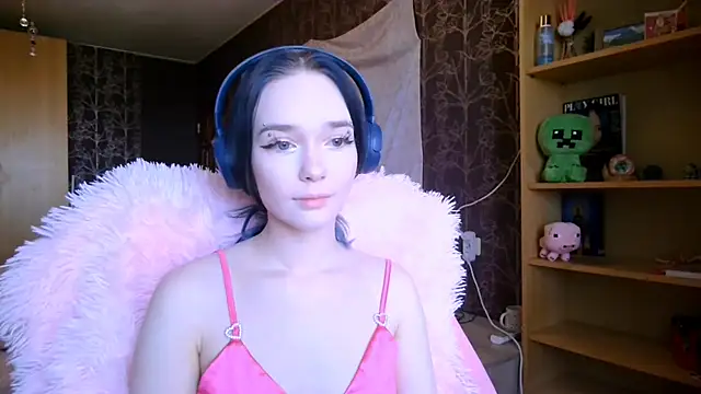 baby onface online show from May 11, 2026, 8:20 am