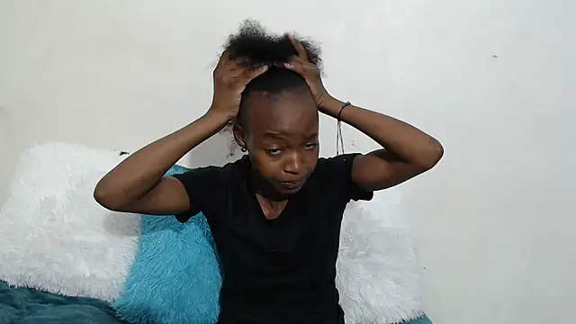 Snapshot of SexyPetite_22 chatting on June 5, 2026, 4:52 am SexyPetite 22 online show from June 5, 2026, 4:52 am