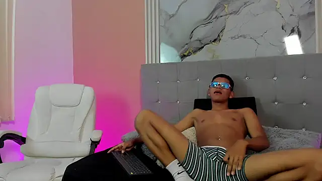 LexSin17 online show from April 21, 2026, 7:39 pm