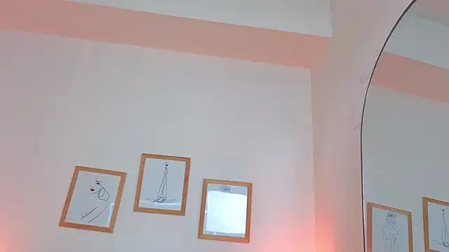 CharlotteCopper  online show from April 13, 2026, 11:16 am