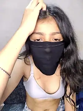 Prihu143 online show from June 18, 2026, 4:44 pm