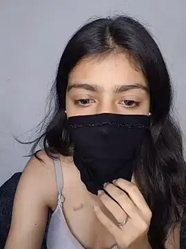 Prihu143 online show from June 25, 2026, 4:33 pm