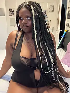 Nyla xox online show from June 14, 2026, 8:22 pm
