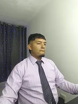 Itsdavidxxx online show from May 7, 2026, 12:27 am