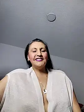 Merlyna Goldenss online show from April 10, 2026, 5:34 am