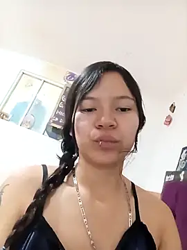 Snapshot of Ninffa_sweet21 chatting on April 19, 2026, 3:22 pm Ninffa sweet21 online show from April 19, 2026, 3:22 pm