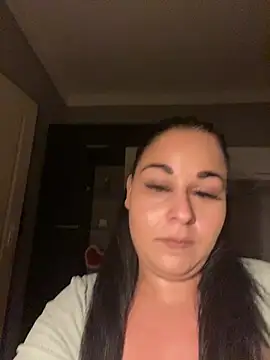 Szandra26 online show from April 22, 2026, 9:38 pm