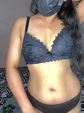 Snapshot of Riya_leone chatting on July 8, 2026, 7:40 pm Riya leone online show from July 8, 2026, 7:40 pm