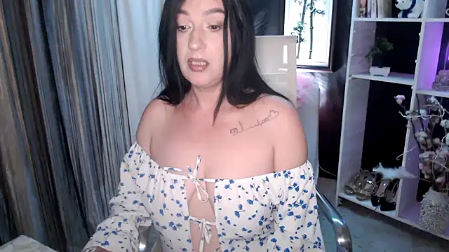 DreamLove2020 online show from April 21, 2026, 10:45 pm