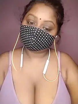 Tamil-Dhara online show from May 4, 2026, 9:55 pm