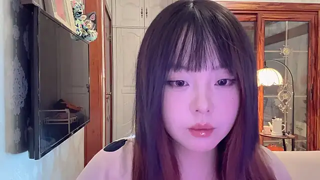 thelittlexx online show from April 24, 2026, 7:55 am