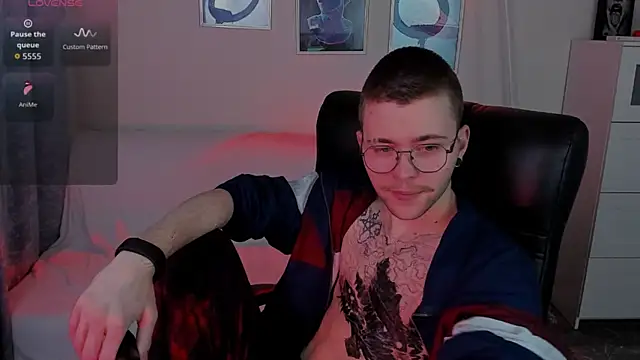 Thomas Norton online show from April 13, 2026, 8:47 pm