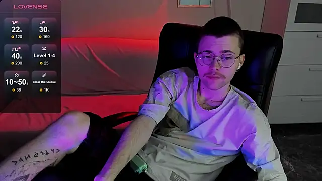Thomas Norton online show from April 17, 2026, 8:56 pm