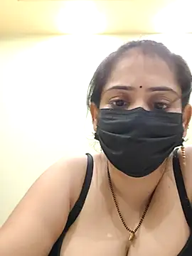 Snapshot of sonalidey5564 chatting on July 1, 2026, 2:18 pm sonalidey5564 online show from July 1, 2026, 2:18 pm