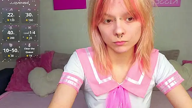 PerryKitty online show from April 21, 2026, 7:28 pm
