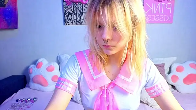 PerryKitty online show from June 11, 2026, 3:21 pm