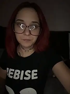 jebise23 online show from June 15, 2026, 9:06 pm