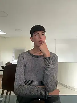 CAROLYNFOSTER online show from April 8, 2026, 2:39 pm