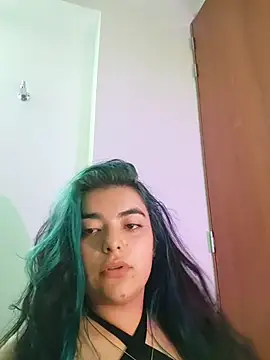 Leeyla blade online show from June 24, 2026, 2:27 pm