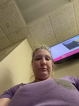 sweetkacibaby online show from May 11, 2026, 5:43 pm