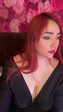 SweetLittleRed online show from May 3, 2026, 8:09 am