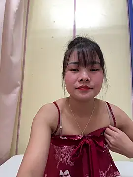 Naked-xx online show from May 10, 2026, 10:42 am