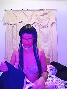 Snapshot of xblackstarX1 chatting on April 6, 2026, 1:36 am xblackstarX1 online show from April 6, 2026, 1:36 am