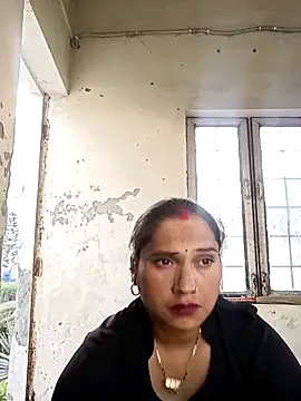Raanieoy012 online show from April 13, 2026, 1:55 am