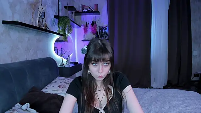 LaelIvie online show from May 2, 2026, 8:19 am