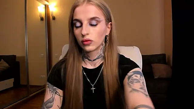 Snapshot of harley_kimm chatting on April 11, 2026, 5:23 am harley kimm online show from April 11, 2026, 5:23 am