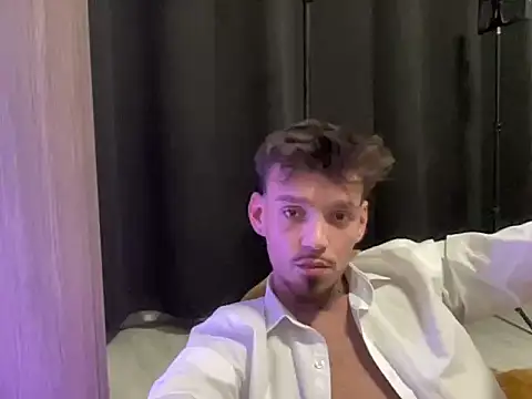 dariosx online show from March 31, 2026, 9:48 pm