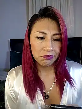 Snapshot of tatianabelli chatting on April 28, 2026, 6:13 pm tatianabelli online show from April 28, 2026, 6:13 pm