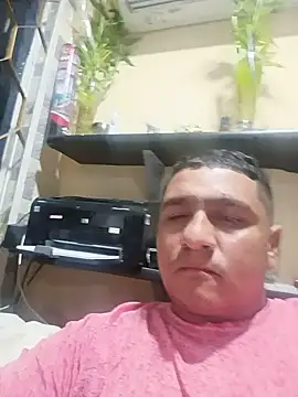 Snapshot of luis20212 chatting on June 12, 2026, 2:54 am luis20212 online show from June 12, 2026, 2:54 am