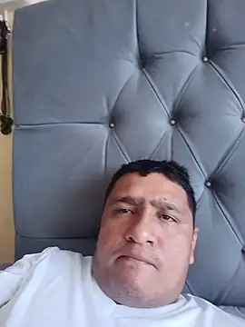 Snapshot of luis20212 chatting on June 23, 2026, 1:53 pm luis20212 online show from June 23, 2026, 1:53 pm