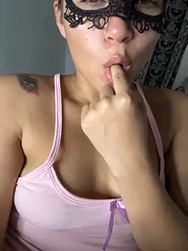 Snapshot of Karito124 chatting on March 27, 2026, 3:56 am Karito124 online show from March 27, 2026, 3:56 am