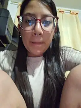 Snapshot of rouse__red chatting on May 15, 2026, 11:01 pm rouse red online show from May 15, 2026, 11:01 pm