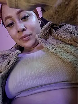 venuscopper online show from May 17, 2026, 1:03 am