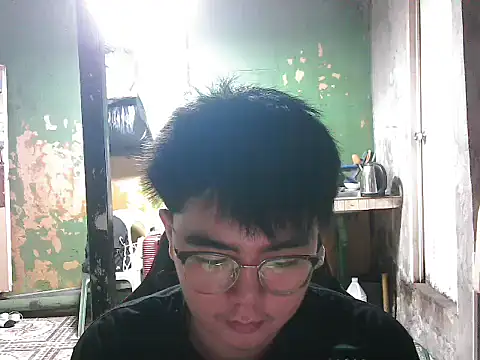 Snapshot of kojima2001 chatting on August 4, 2026, 6:32 pm kojima2001 online show from August 4, 2026, 6:32 pm
