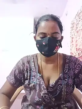 Snapshot of tamilratchasii chatting on July 26, 2026, 5:04 am tamilratchasii online show from July 26, 2026, 5:04 am