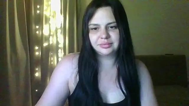 Snapshot of Dori_Cutie chatting on June 5, 2026, 6:02 pm Dori Cutie online show from June 5, 2026, 6:02 pm