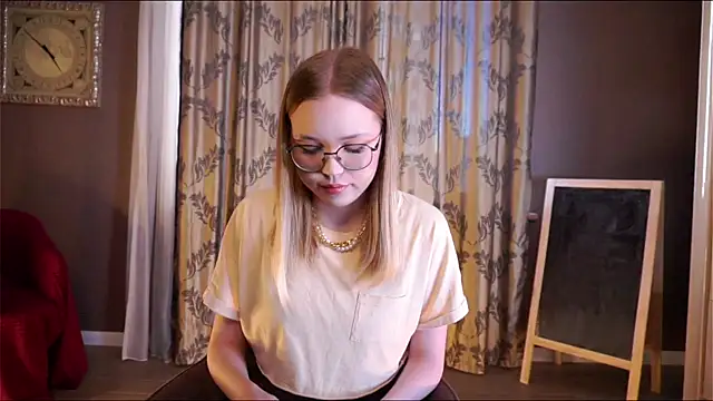 JeaneNordenn online show from March 31, 2026, 1:11 pm