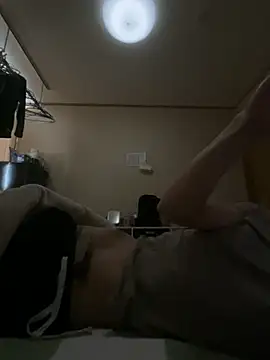 Minh  online show from March 28, 2026, 6:13 am