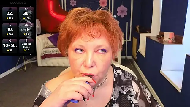 Kira Kingslee online show from May 4, 2026, 11:06 am